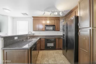 Photo #4: 6876301 Listing 