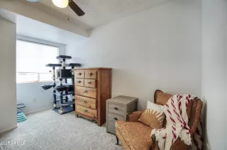 Photo #6: 6876359 Listing