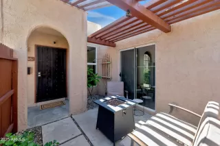 Photo #2: 6876628 Listing