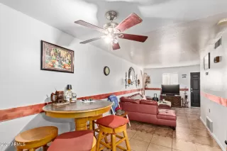 Photo #2: 6876746 Listing 