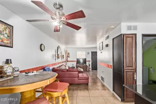 Photo #4: 6876746 Listing 