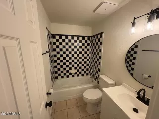 Photo #4: 6876785 Listing 