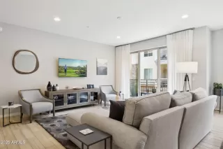 Photo #1: 6876790 Listing 