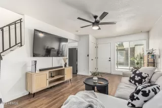 Photo #2: 6876990 Listing 