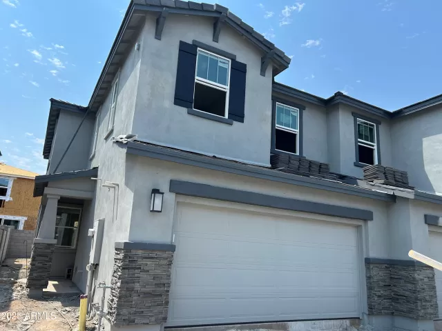 MLS: 6877294 Condo For Sale