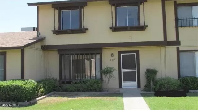 MLS: 6877361 Condo For Sale