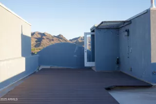 Photo #2: 6877407 Listing