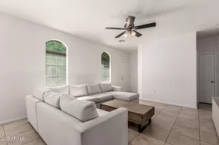 Photo #6: 6877451 Listing