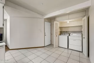 Photo #6: 6877549 Listing