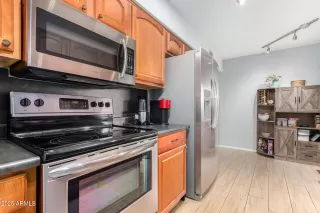 Photo #3: 6877550 Listing