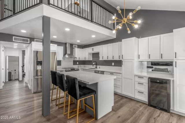 MLS: 6877676 Condo For Sale