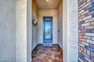 Photo #2: 6877873 Listing