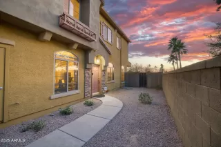 TRE BELLAVIA Condos for Sale