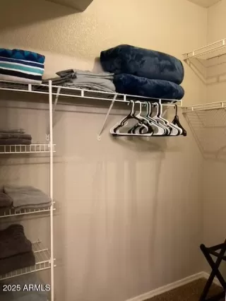 Photo #6: 6877951 Listing