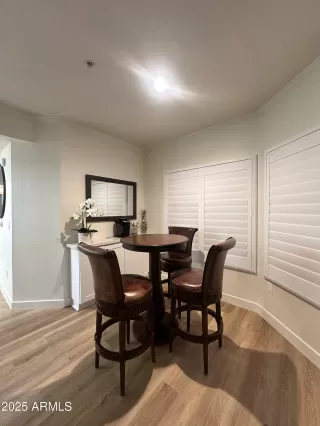 Photo #3: 6877952 Listing