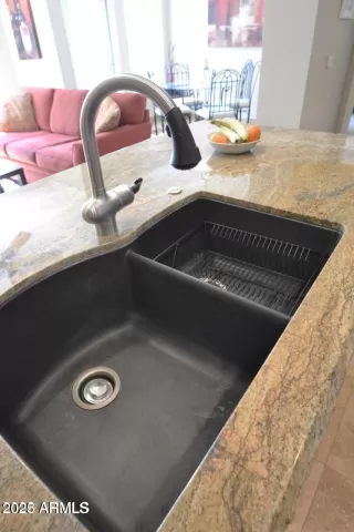 Photo #6: 6877953 Listing