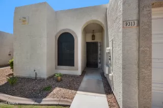 Photo #3: 6878075 Listing