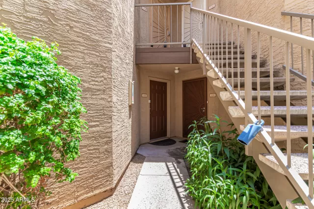 MLS: 6878404 Condo For Sale