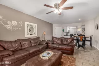 Photo #4: 6878404 Listing 