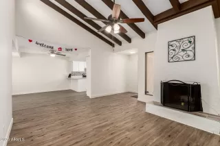 Photo #2: 6878466 Listing