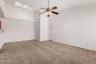 Photo #4: 6878489 Listing