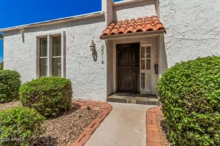 Photo #3: 6878511 Listing