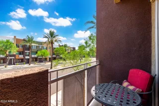 Photo #2: 6878627 Listing