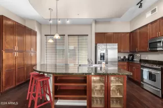 Photo #3: 6878627 Listing