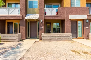 Photo #6: 6878627 Listing