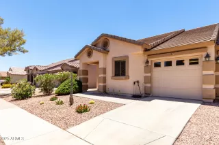 Photo #1: 6878631 Listing 