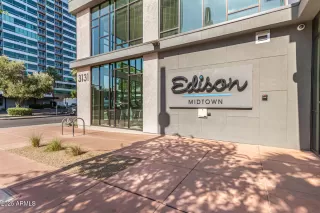 Photo #3: 6878863 Listing