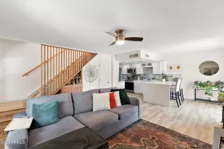 Photo #1: 6878905 Listing 