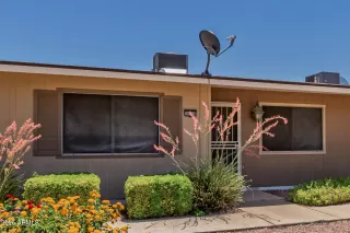 Photo #5: 6879067 Listing