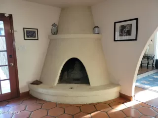 Photo #5: 6879092 Listing 