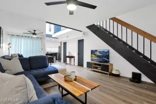 Photo #2: 6879095 Listing