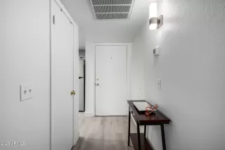 Photo #3: 6879207 Listing 