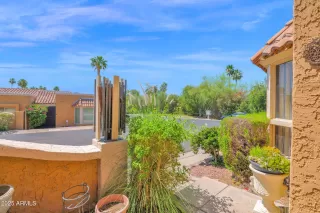 Photo #4: 6879211 Listing