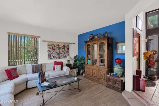 Photo #6: 6879211 Listing