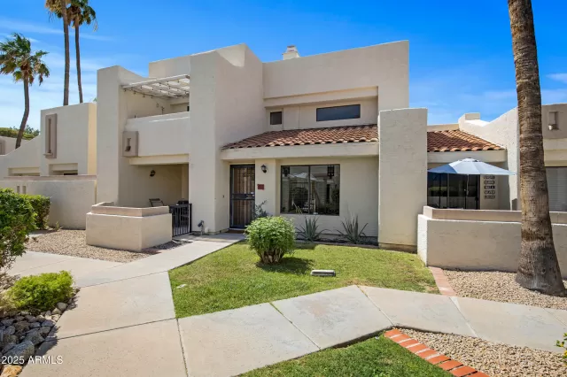 MLS: 6879230 Condo For Sale