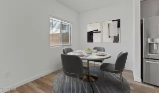 Photo #5: 6879237 Listing