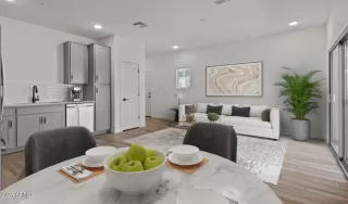 Photo #6: 6879237 Listing