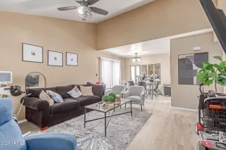 Photo #3: 6879299 Listing 