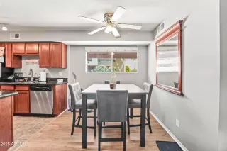 Photo #6: 6879368 Listing