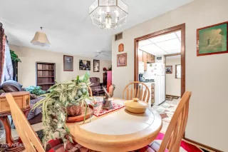 Photo #4: 6879438 Listing 