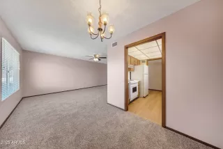 Photo #6: 6879468 Listing 