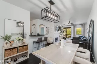 Photo #4: 6879489 Listing 