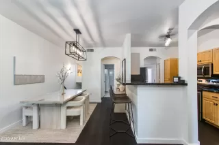 Photo #5: 6879489 Listing 