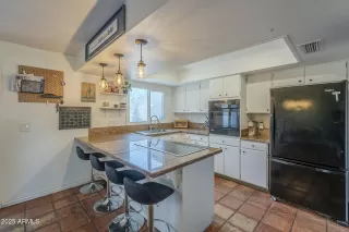 Photo #6: 6879571 Listing 