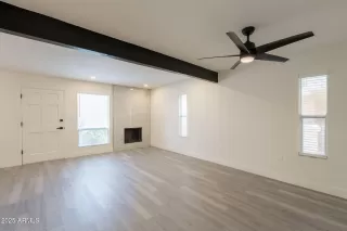 Photo #3: 6879579 Listing