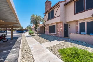 Photo #1: 6879629 Listing